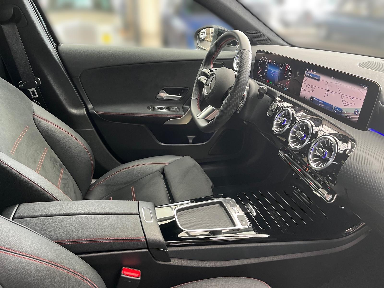Mercedes-Benz A 250 e Limo AMG+360°+Kamera+KeyLess+LED+Navi+LM