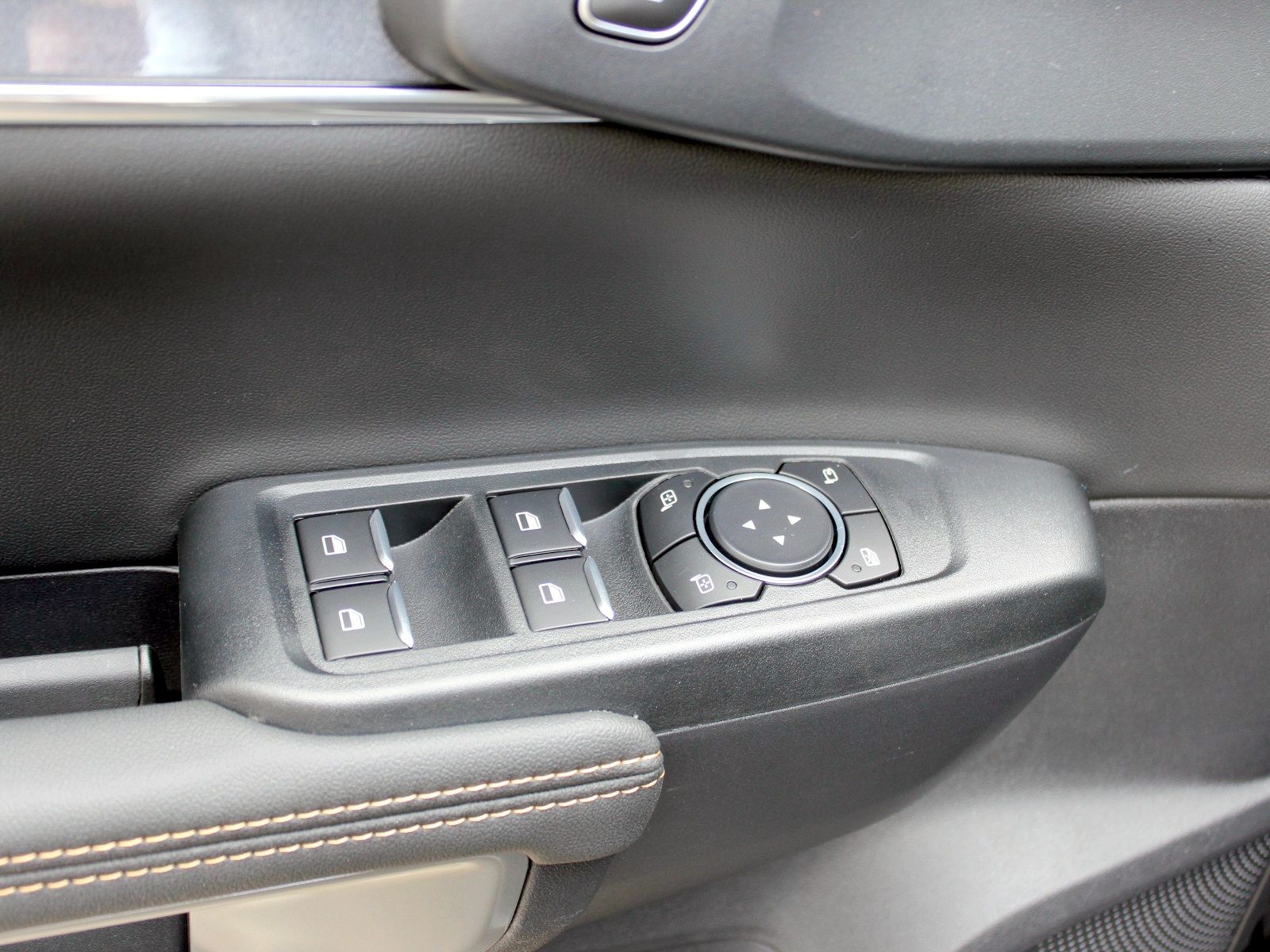 Fahrzeugabbildung Ford Ranger Wildtrak e-4WD Doppelkabine