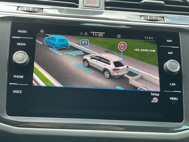 Tiguan 2.0TDI DSG R-Line Standhzg/AHK/HUD/Kamera