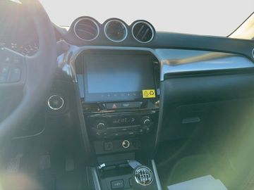 Fotografie 12 des Suzuki Vitara 1.4 Comfort+ AHK Panorama NAVI