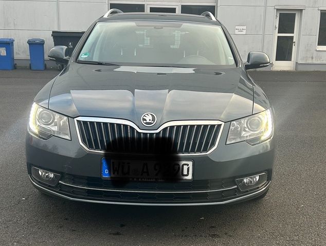 Skoda Superb Combi Elegance 1.8 TSI 118 kW