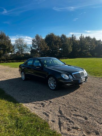 Mercedes-Benz Mercedes Benz E500 Sportpaket LPG