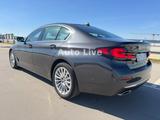 BMW 530 d*DISPLAY-KEY*LASER*VIRT*NAVI*HEAD-UP*KAMERA - BMW 530: 530d