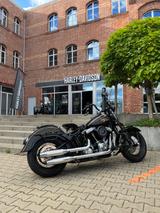 Harley-Davidson Softail Cross Bones - CHOPPER CRO