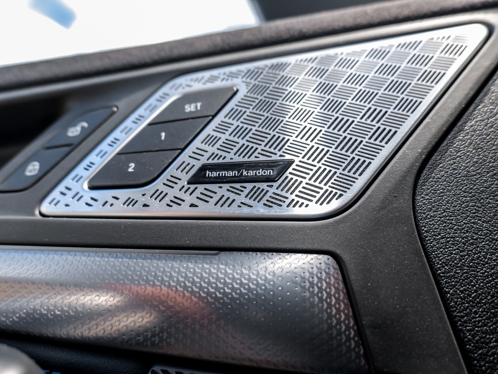BMW iX2 - Bild 14