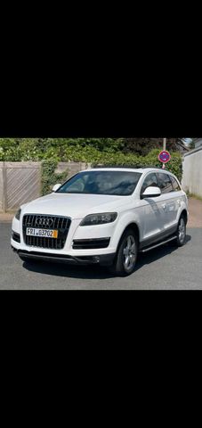 Audi Q7 3.0TDI Unfall facelift 1