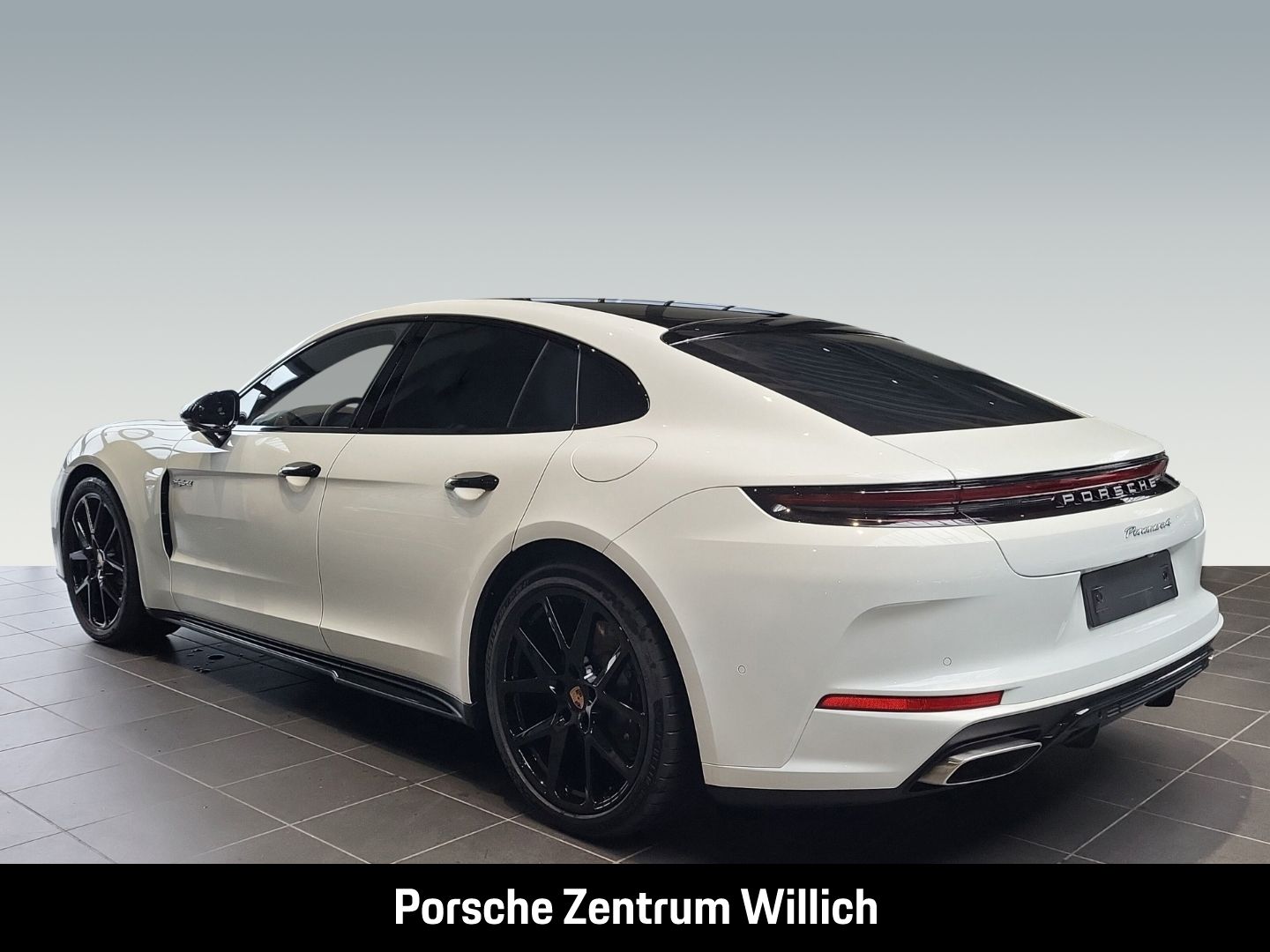 Porsche Panamera 4 E-Hybrid InnoDrive Head-Up Soft-Close imagem 3
