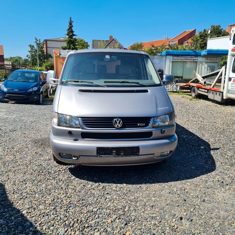 Volkswagen T4 Caravelle 2,5-l-Diesel TDI 75kW