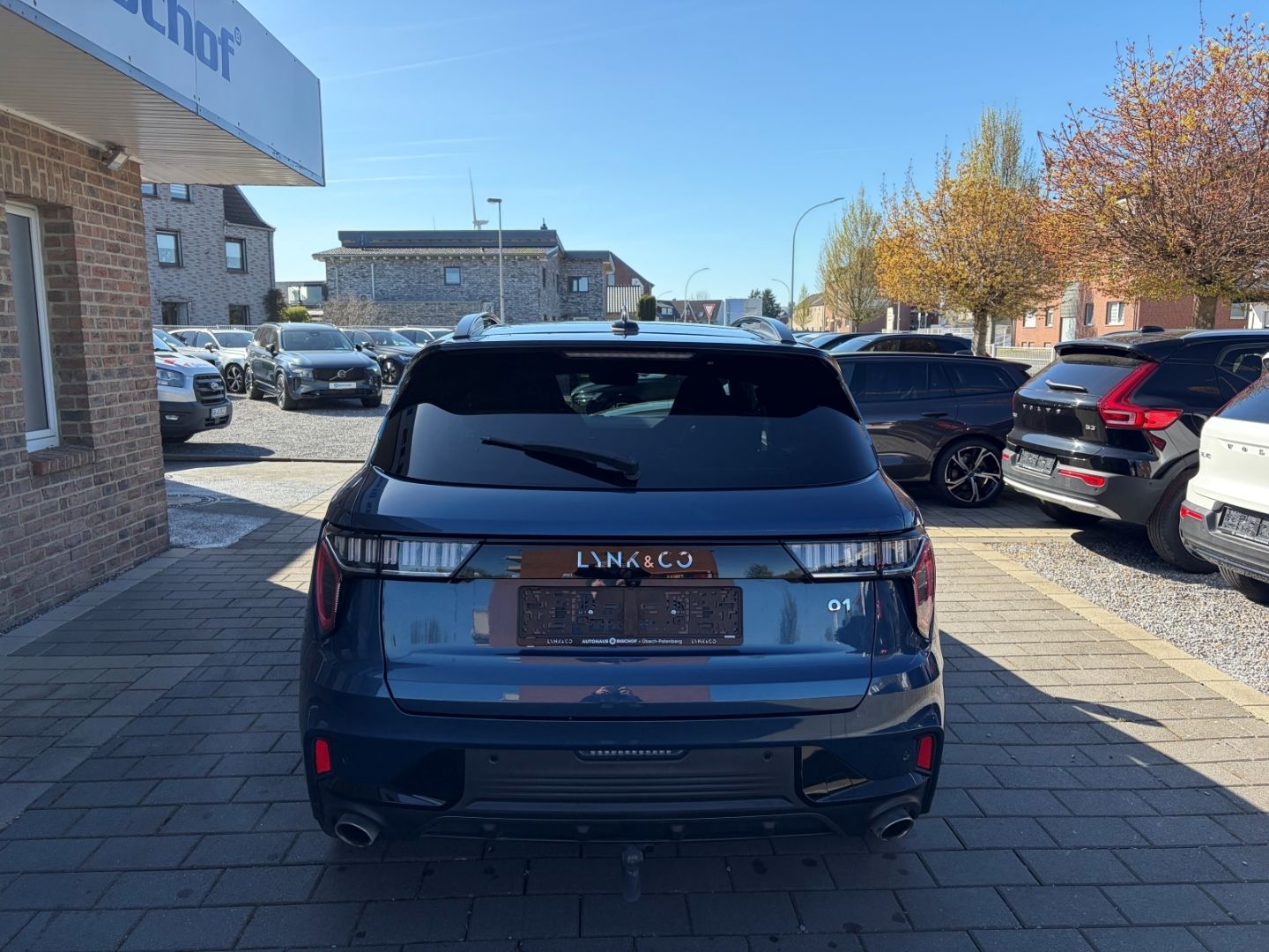 Lynk & Co 01