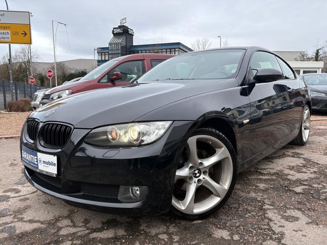 BMW 320 i Coupe