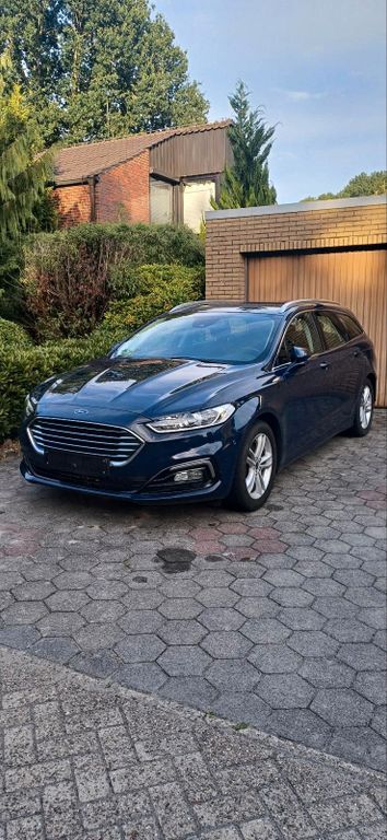 Image of Ford Mondeo