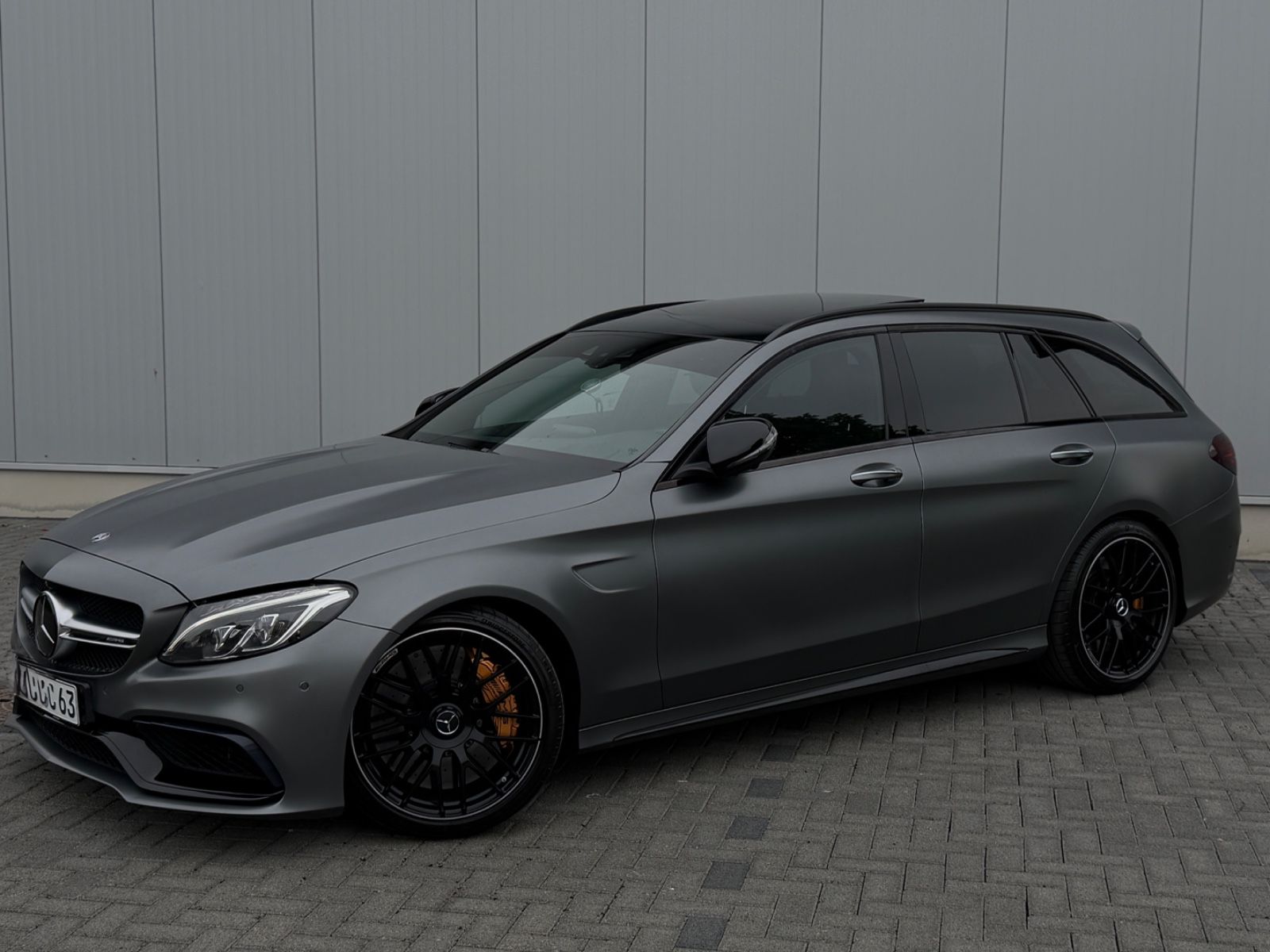 MERCEDES-BENZ C 63 AMG S * Burmester*Pano*Keramik*Tausch Mö!