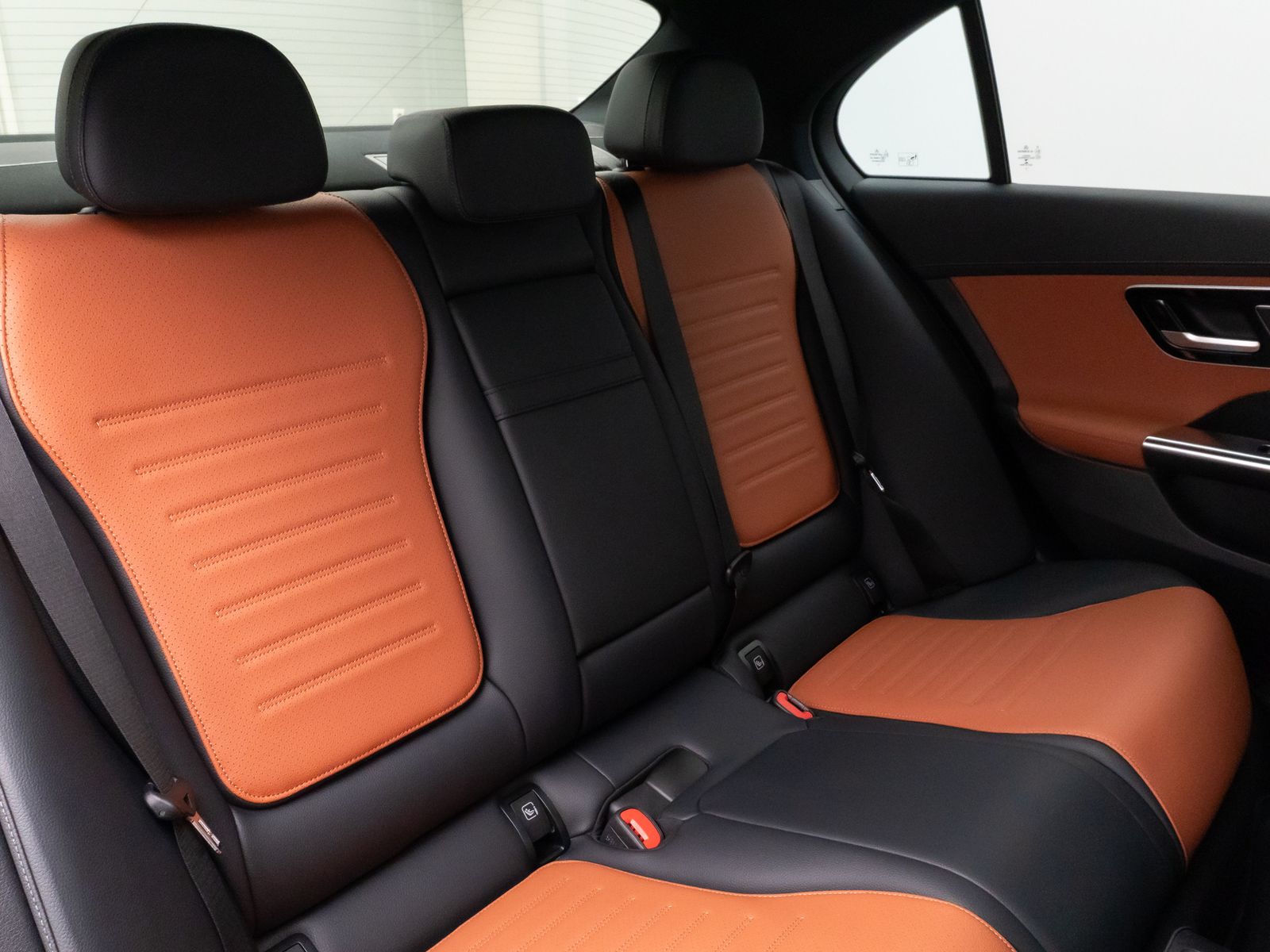 Fahrzeugabbildung Mercedes-Benz C 200 4Matic AMG Burmester Kamera Garantie 12/28