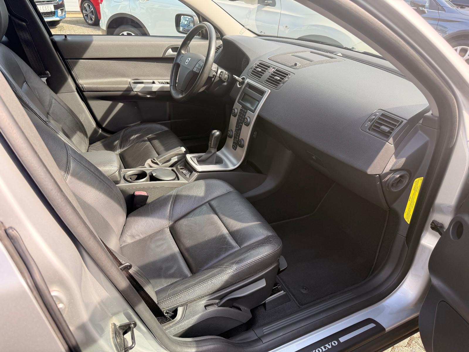 VOLVO V50 BREAK 2.4 170CH SUMMUM