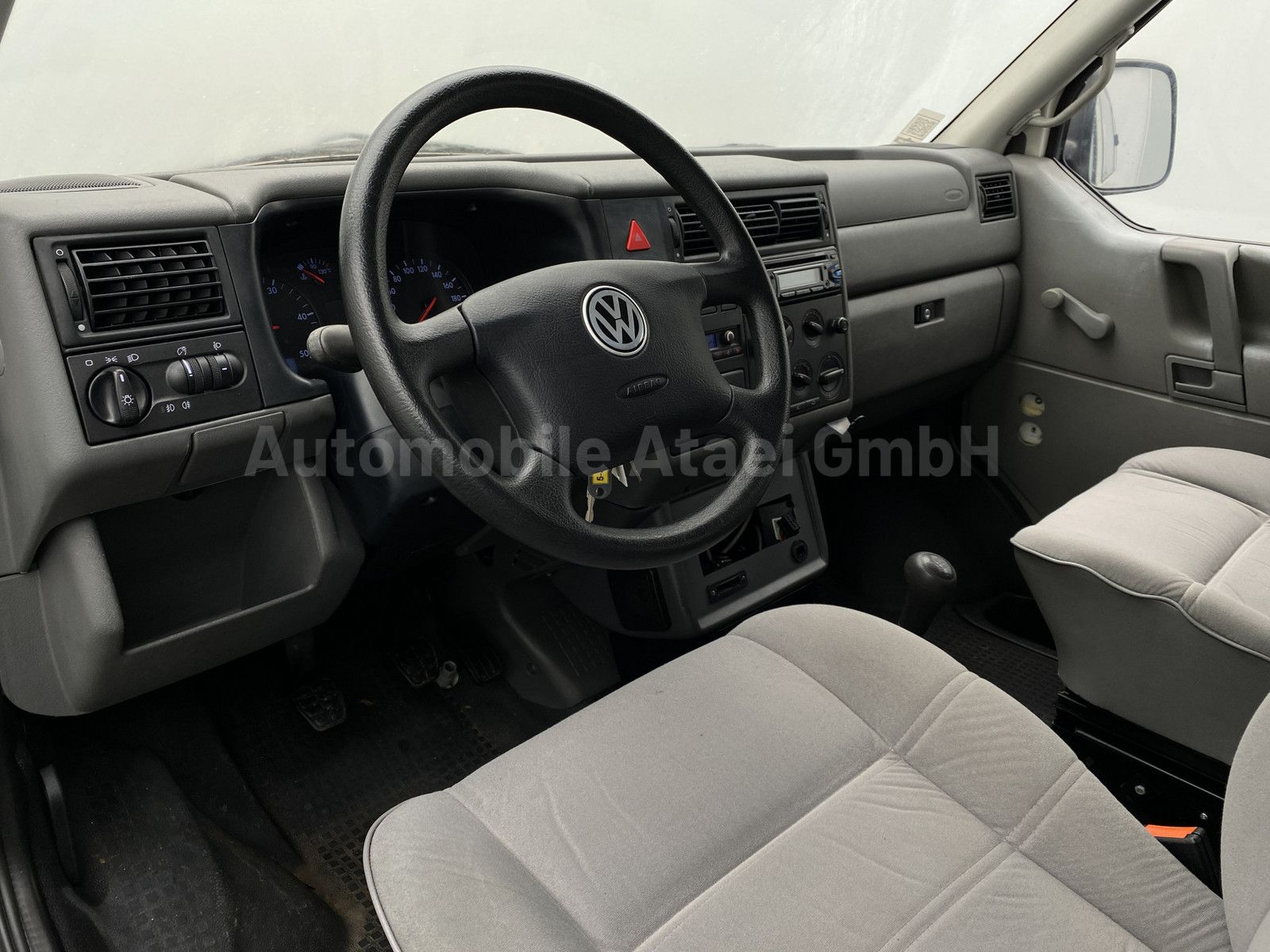 Fahrzeugabbildung Volkswagen T4 Kombi TDI *Syncro* 4x4 Behörde/ Camper 6758