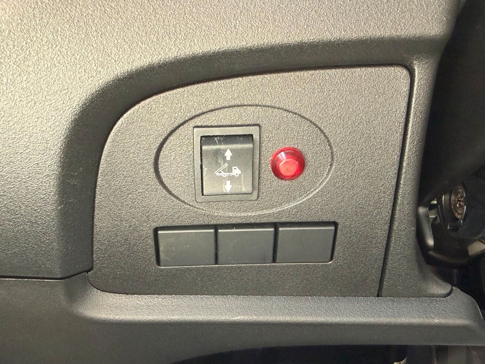 Fahrzeugabbildung Iveco Daily 70C18 *R3.750mm*Sperre*AHK*Automatik*