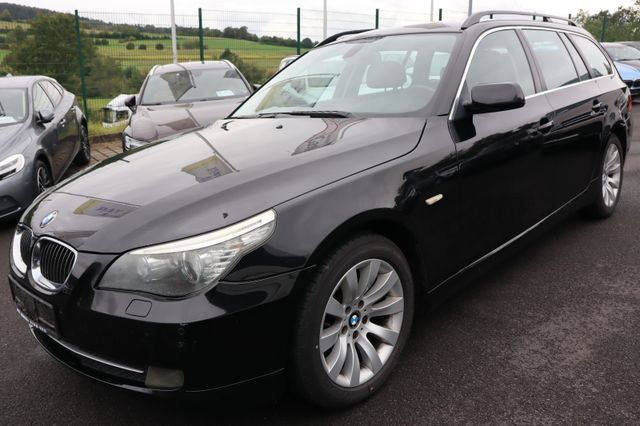 BMW 530d Touring +NAVI+XENON+LUFTFAHRWERK