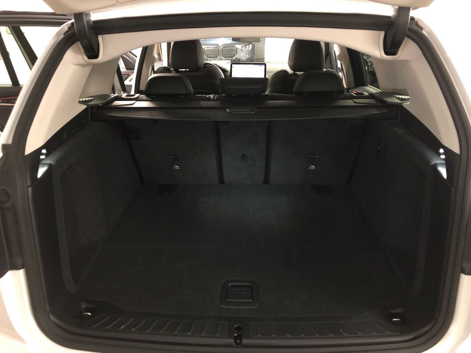 BMW X3 xDrive20d DrivAss*AktiveGeschw*AHK*Memory foto 12