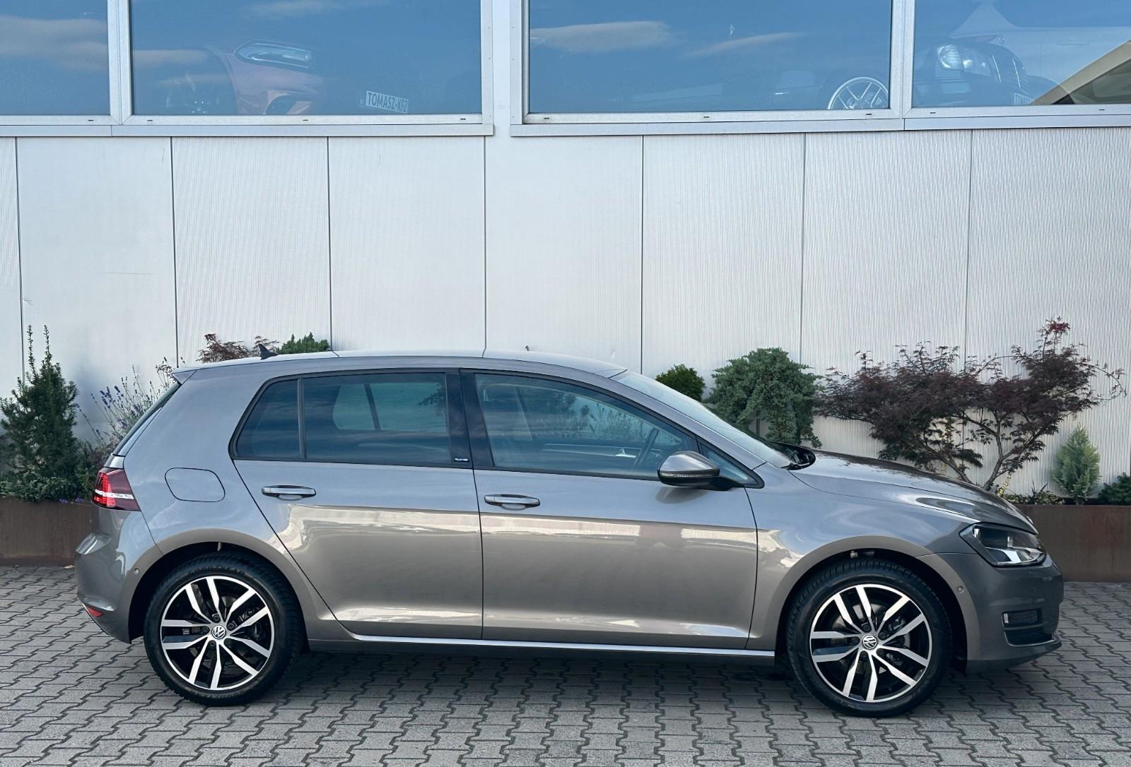 Volkswagen Golf 1.4 TSI DSG BMT ALLSTAR*ACC*AHK*SHz*TÜV