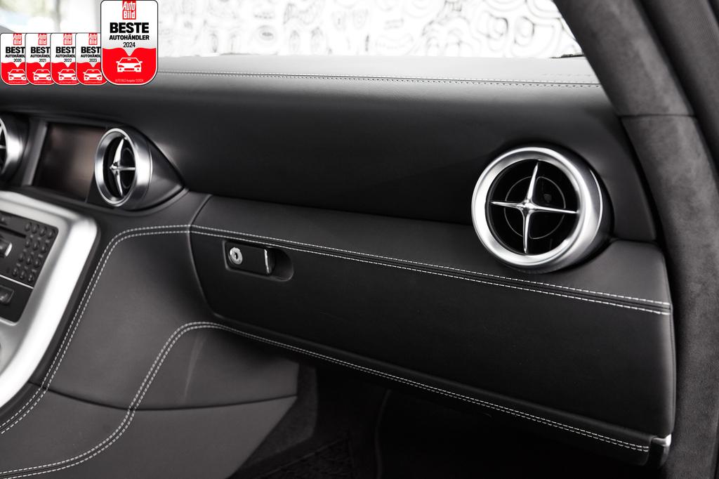 Mercedes-Benz SLS AMG