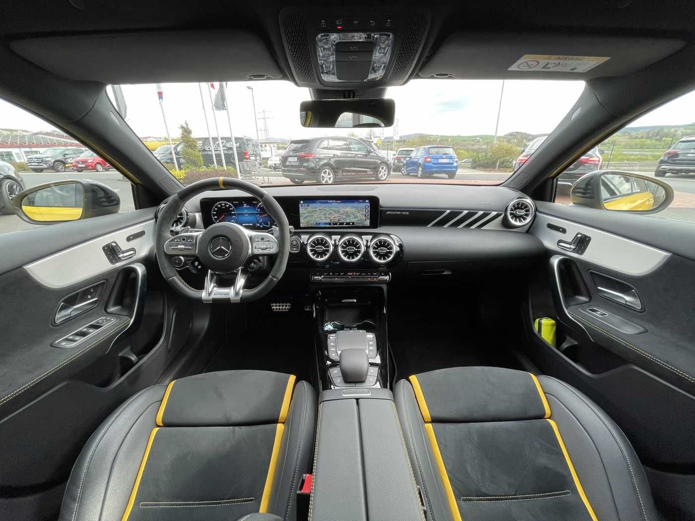 Fahrzeugabbildung Mercedes-Benz A 45 S AMG PerfSitz+Night+PAGA+RIDE +19'