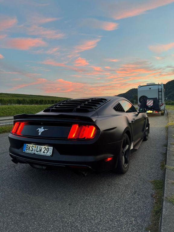 Ford Mustang v6 3.7l automatik 