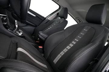 BMW 220i Active Tourer Sportsitze RFK AHK 17"