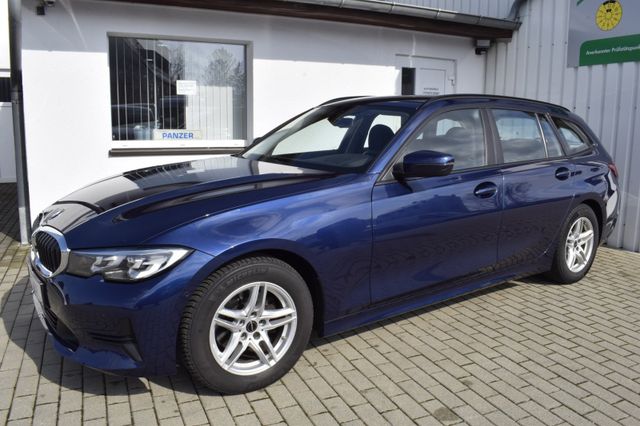 BMW 320 d Touring LED HUD H&K Applink Navi Kamera Te