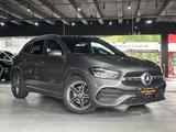 Mercedes-Benz GLA 220d //AMG LINE//CARBON/KAMERA/MBUX/AHK/SHZ - gebrauchte Mercedes-Benz GLA 220 aus dem Jahr 2020