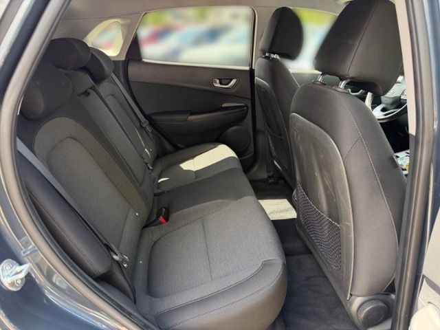 Fahrzeugabbildung Hyundai KONA Trend Elektro 2WD +KLIMA+NAVI+PDC+RFK+UVM+