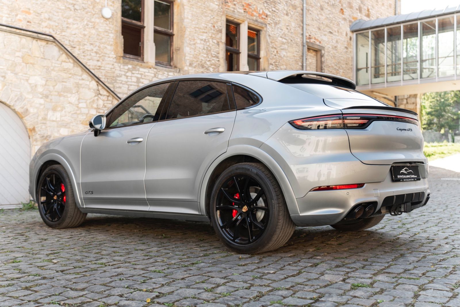 Fahrzeugabbildung Porsche Cayenne Coupe GTS LED HUD PASM 360° BOSE CHRONO