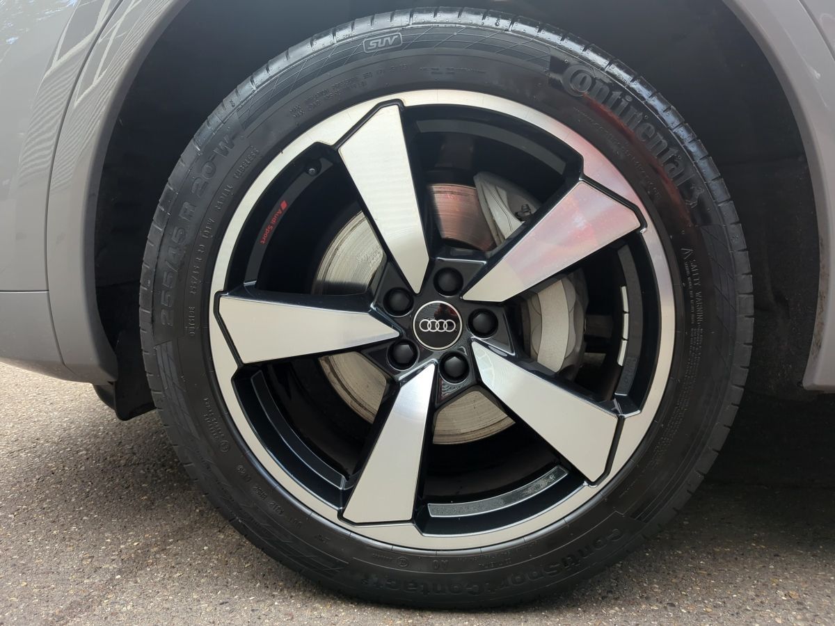 Audi Q5 - Bild 13