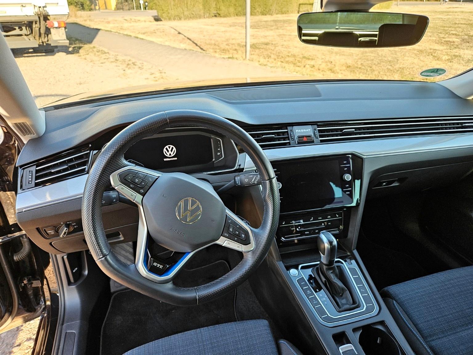 Volkswagen VW Passat Variant GTE | DSG | Navi | LED | ACC