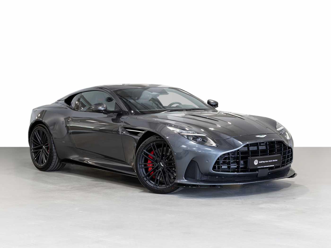 Aston Martin DB12