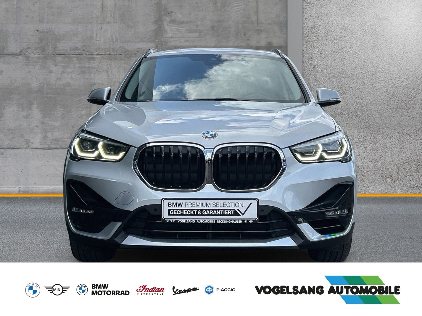 Fahrzeugabbildung BMW X1 20i xDrive,SportLine,AHK,Rückfahrk.,H&KSound,