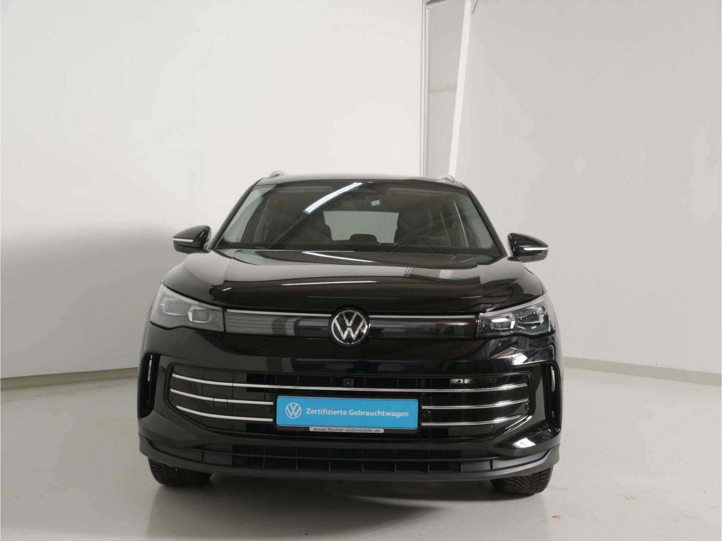 Volkswagen Tiguan 2.0 TDI Elegance DSG NAV/Matrix/AHK/18''