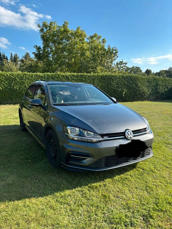 Image of Volkswagen Golf