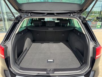 Volkswagen Passat Variant - 7