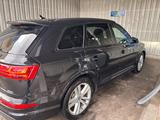 Audi Q7 3.0 TDI Quattro S-Line Standheizung-Panorama  - Audi Q7 in Frankfurt (Main)