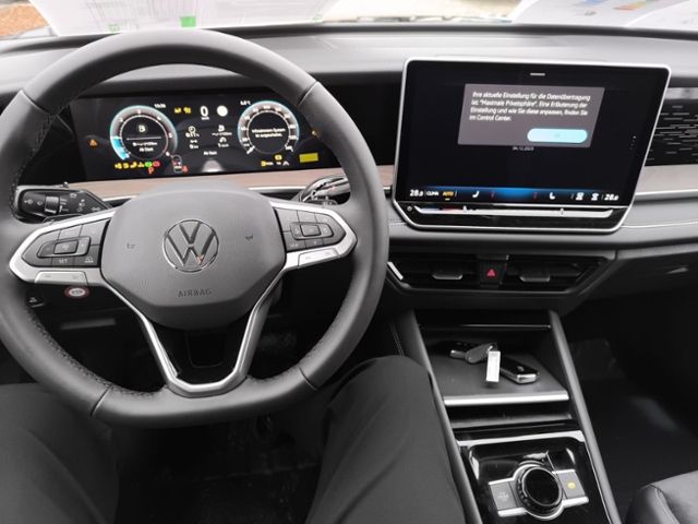 Fahrzeugabbildung Volkswagen Tayron Elegance 2.0 TDI SCR 110 kW (150 PS) 7-Ga