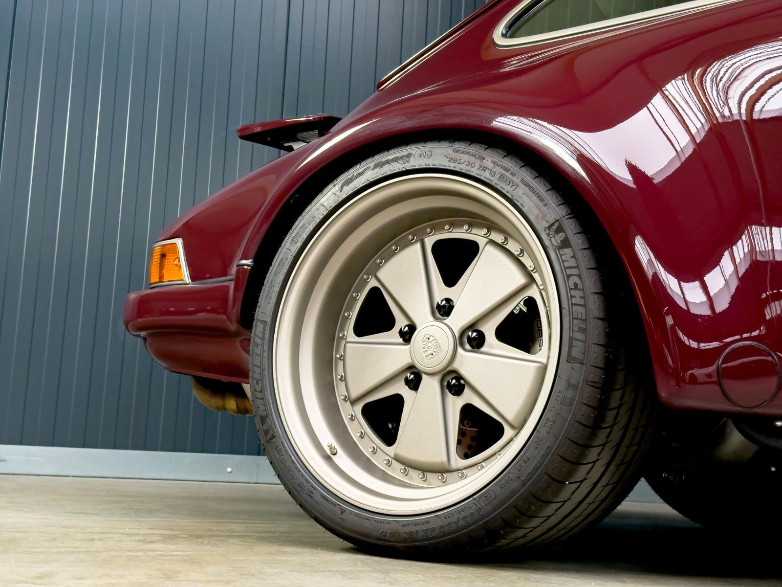 Fahrzeugabbildung Porsche 911 RSR Hommage