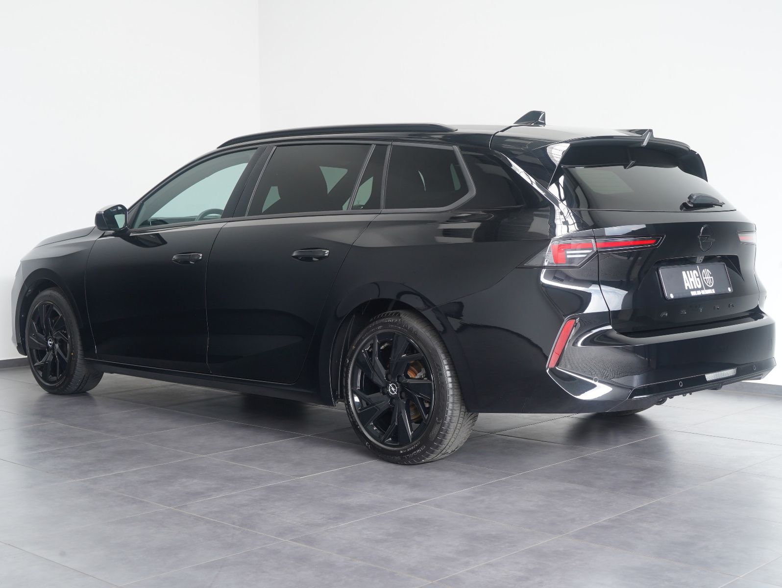 Fahrzeugabbildung Opel Astra L 1.2 Turbo Sports Tourer GS AHK