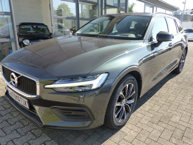 Volvo V60  Momentum D3 Aut.EU6d*PANO*LED*NAVI*