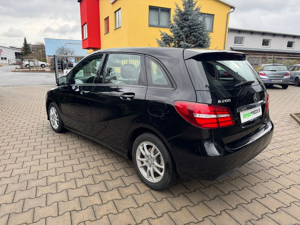 MERCEDES-BENZ B 200d Autom.*XENON*NAVI* MERCEDES-BENZ B 200d Autom.*XENON*NAVI*
