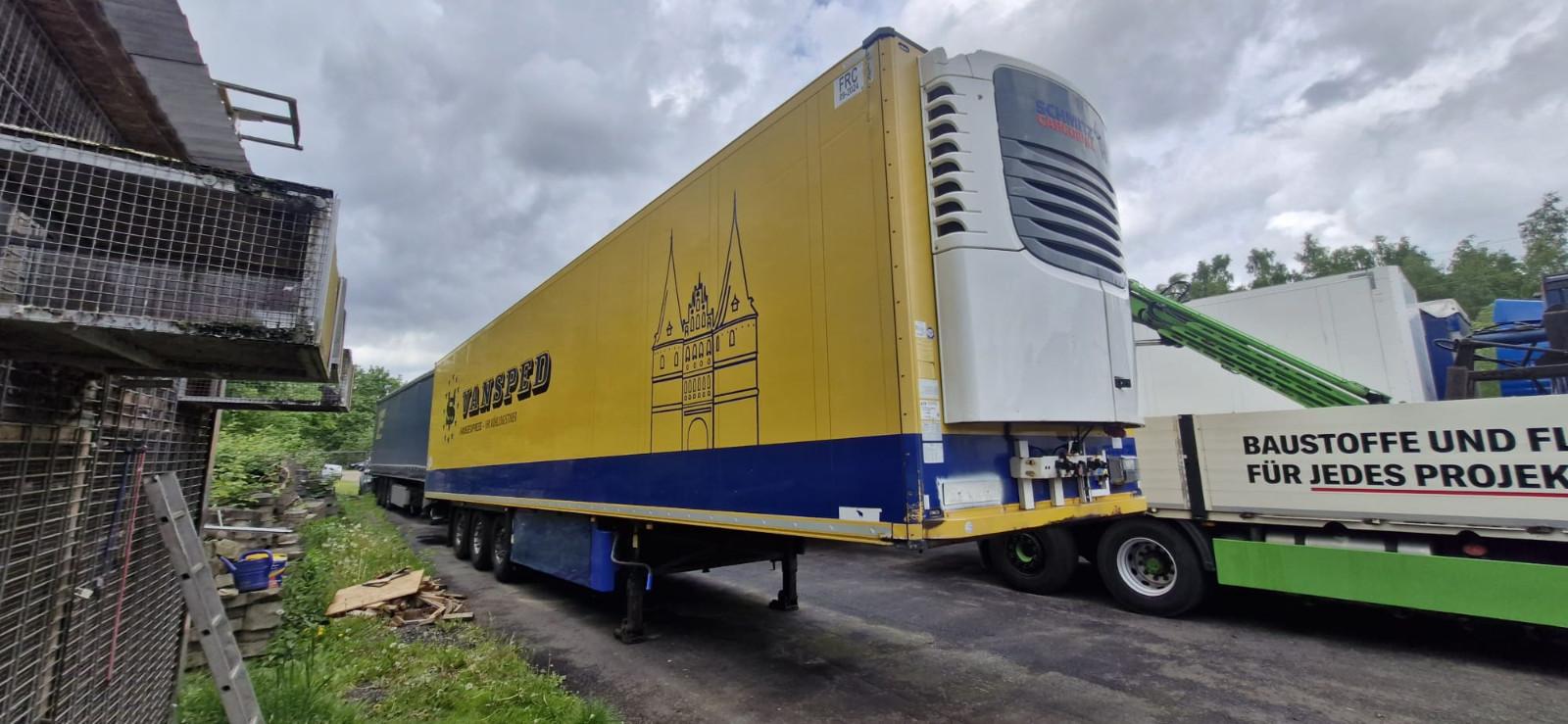 Schmitz Cargobull SKO 24/L 2 X Lift-Achsen Doppelstock Tüv 07/2026