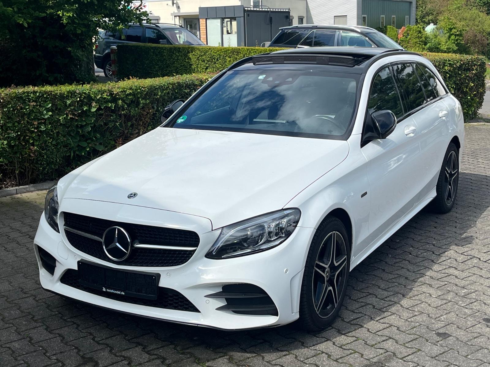 Mercedes-Benz C 300de T Night Edition LED Wide Burmester