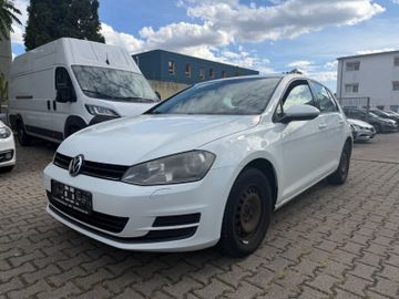 Volkswagen Golf - 1