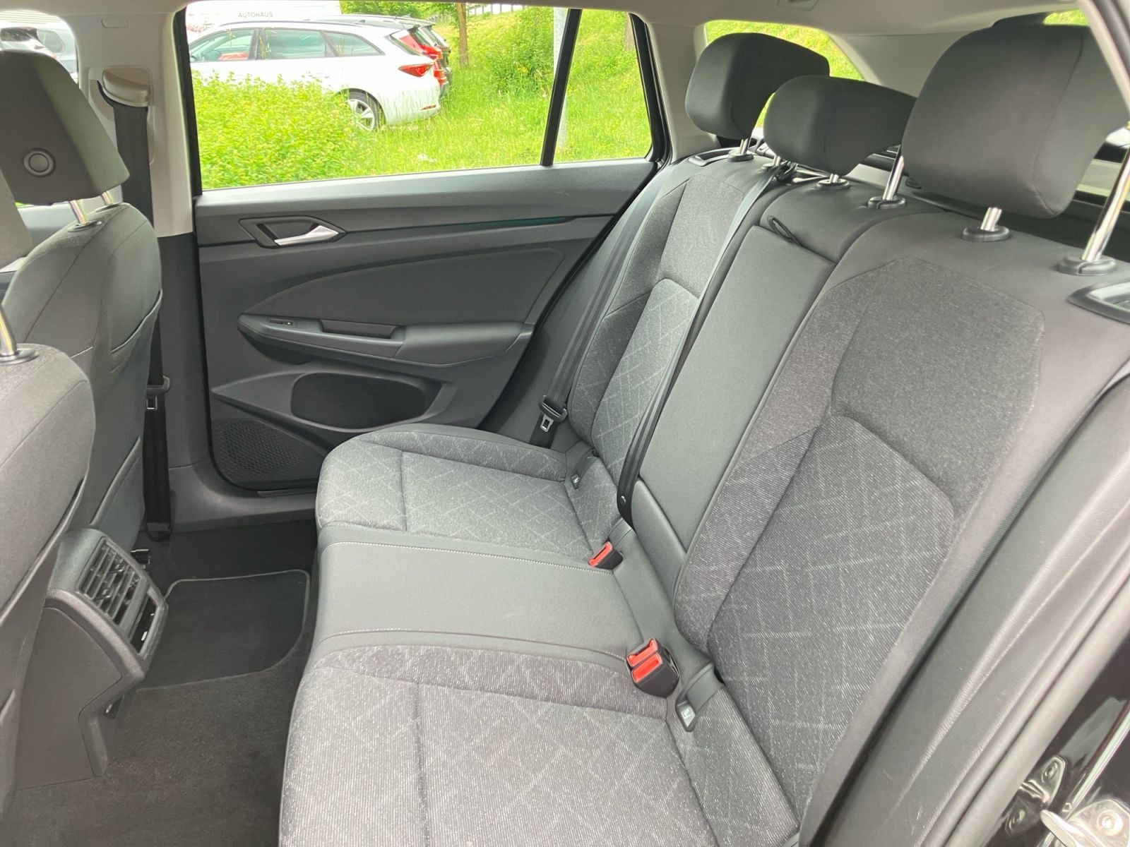 Volkswagen Golf - Bild 17