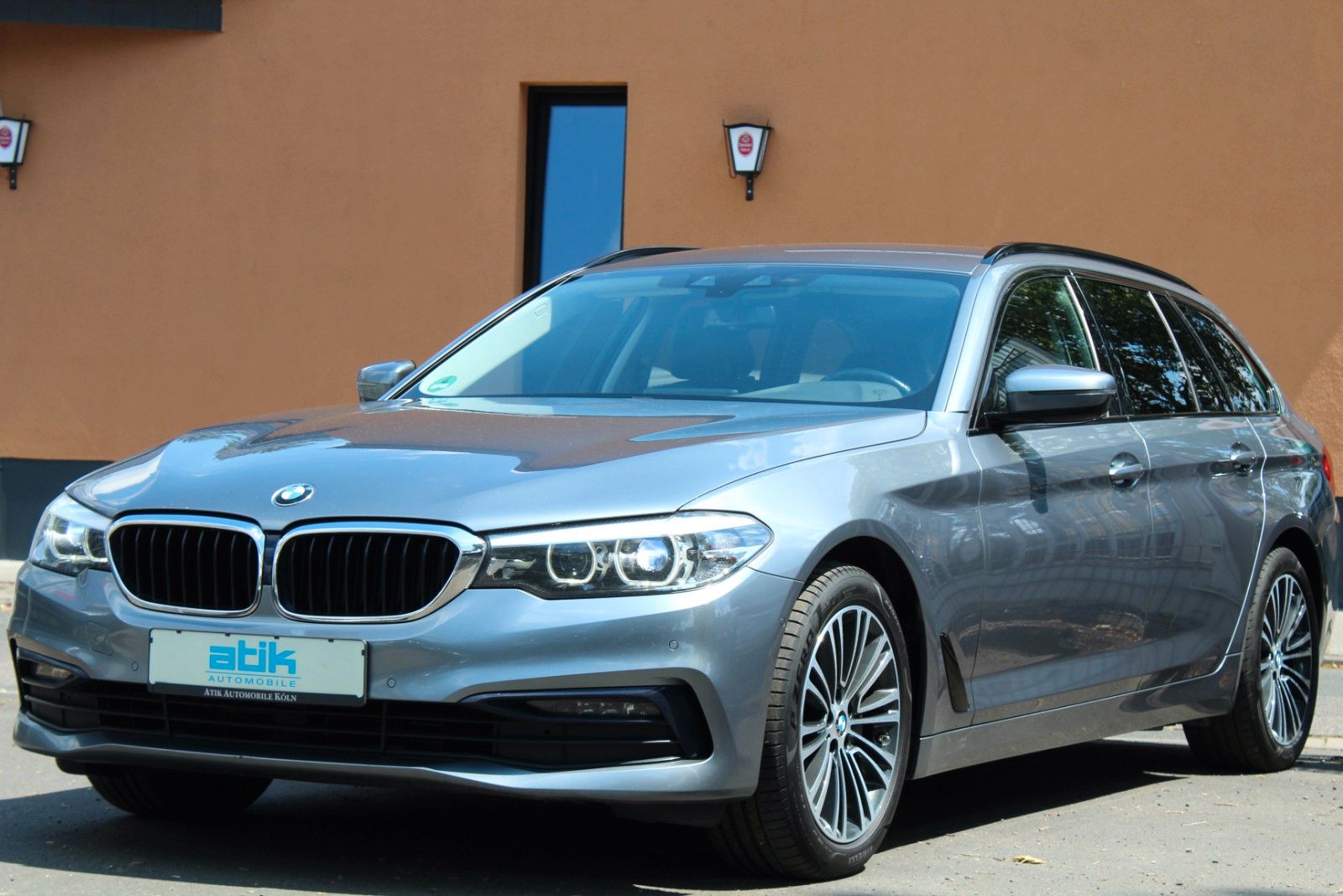 BMW BMW 525 1.HAND! SPORT STANDHZ Displ.KEY KAM ADAP.L