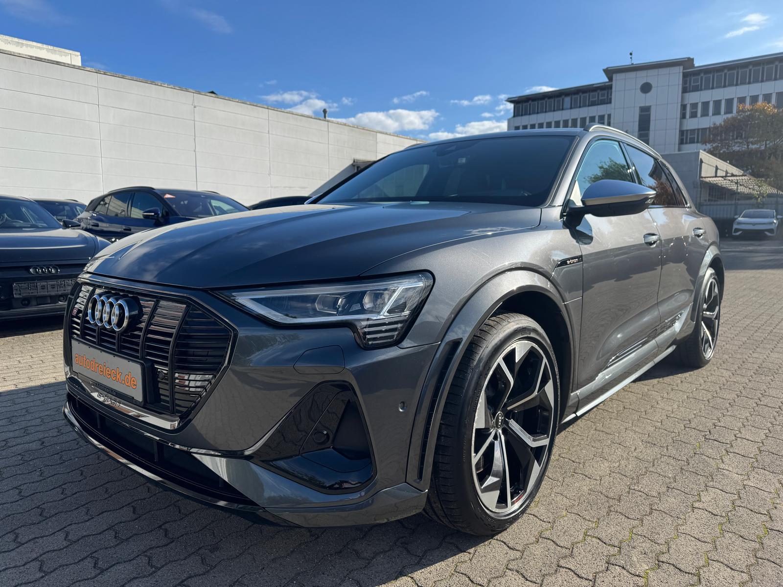 Audi e-tron S ACC AHK BLACK HuD S-SITZE B&O 21Z SHZ